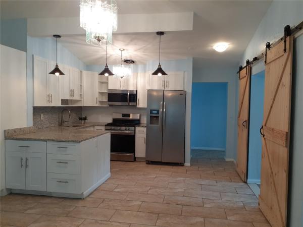 Delray Manors, 355 Kingsbridge St, Boca Raton, Florida 33487, image 1