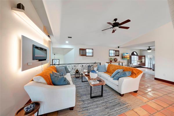 Regatta Pointe, 14601 Balgowan Rd #203-2, Miami Lakes, Florida 33016, image 1