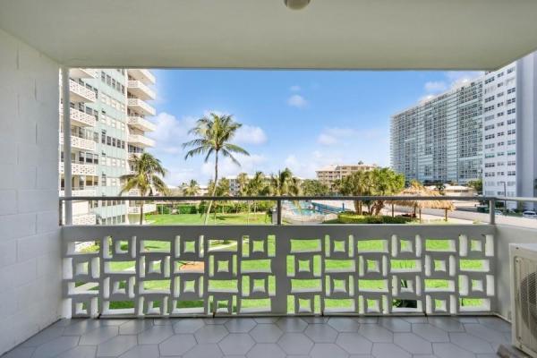 Breakwater Towers, 1900 S Ocean Dr #310, Fort Lauderdale, Florida 33316, image 1
