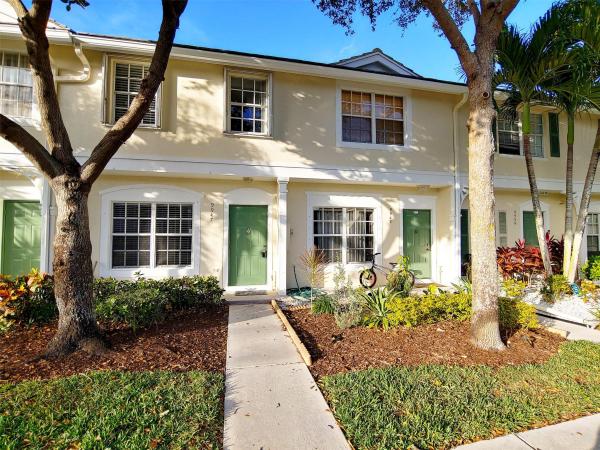 Coral Reef Club, 9947 NW 56th Pl, Coral Springs, Florida 33076, image 1