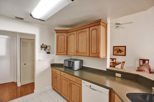 Summer Lake At Three Lakes, 3461 NW 44th St #206, Oakland Park, Florida 33309, image 1