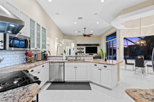Jardin, 2547 Jardin Ln, Weston, Florida 33327, image 2