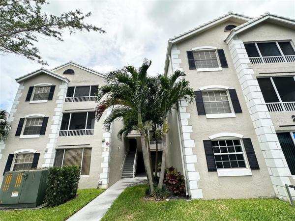LakeView Club, 2841 N Oakland Forest Dr #204, Oakland Park, Florida 33309, image 1