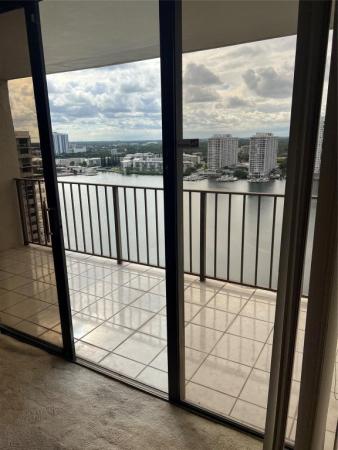 Tower At Biscayne Cove, 18181 NE 31st Ct #2201, Aventura, Florida 33160, image 2