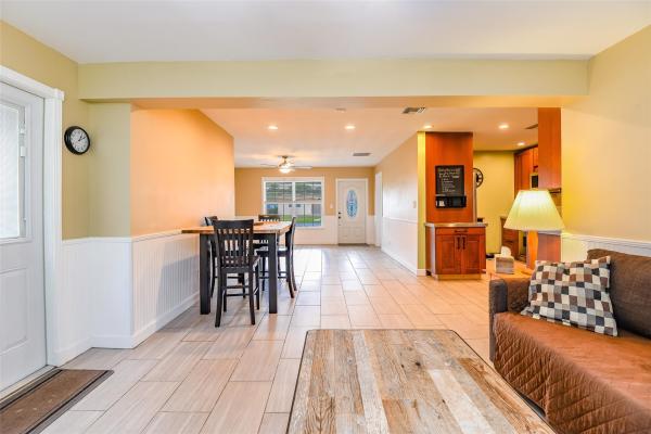 Pearl Estates, 3525 SW 15th St, Fort Lauderdale, Florida 33312, image 2