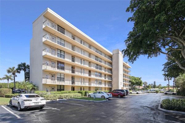 Boca Bayou, 21 Royal Palm Way #3020, Boca Raton, Florida 33432, image 3