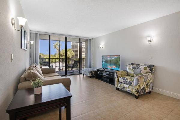 Boca Bayou, 21 Royal Palm Way #3020, Boca Raton, Florida 33432, image 2