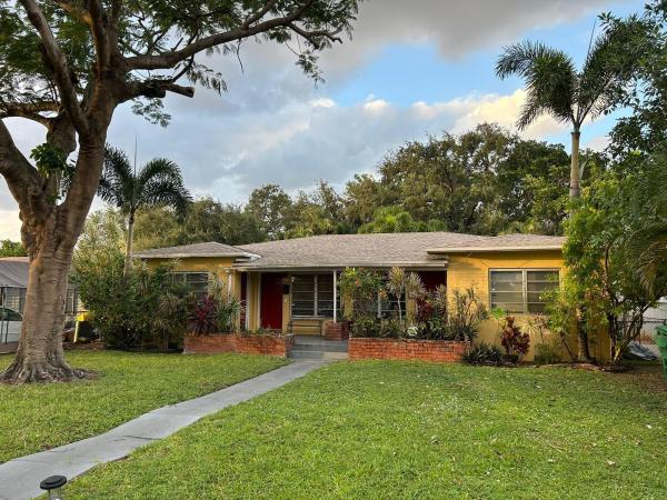 Biscayne Court, 1559 NE 118th Ter, North Miami, Florida 33161, image 1