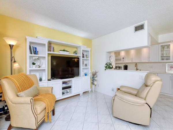 Bimini Village, 3401 Bimini Ln #F2, Coconut Creek, Florida 33066, image 1