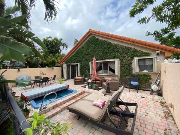 Starlight Cove, 4136 NW 6th St, Deerfield Beach, Florida 33442, image 1
