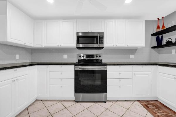 The Palms Of Deer Creek, 2400 Deer Creek Country Club Blvd #210-1, Deerfield Beach, Florida 33442, image 1