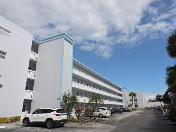Danians North, 604 NE 2nd St #120, Dania Beach, Florida 33004, image 1