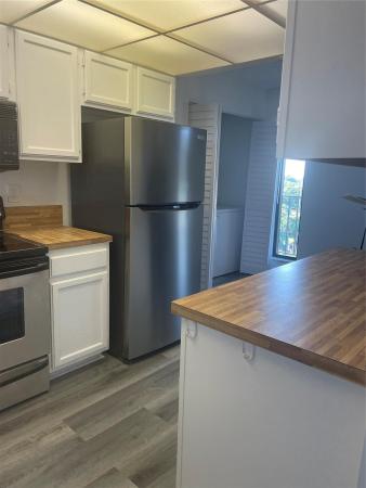 Boca Bayou, 18 W Royal Palm Way #609, Boca Raton, Florida 33432, image 2