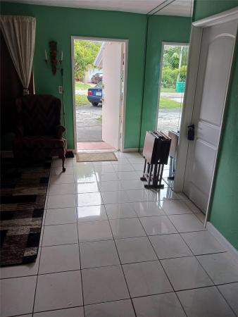 Fulford Highlands, 245 NE 164, Golden Glades, Florida 33162, image 1