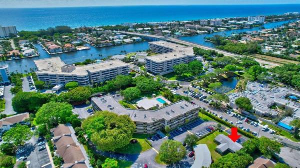Banyan Tree Village, 555 Banyan Tree Ln #202, Delray Beach, Florida 33483, image 1
