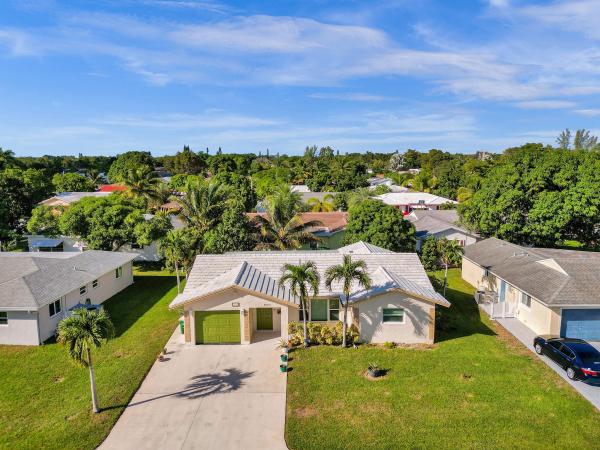 Westwood 17, 7003 NW 76th St, Tamarac, Florida 33321, image 1