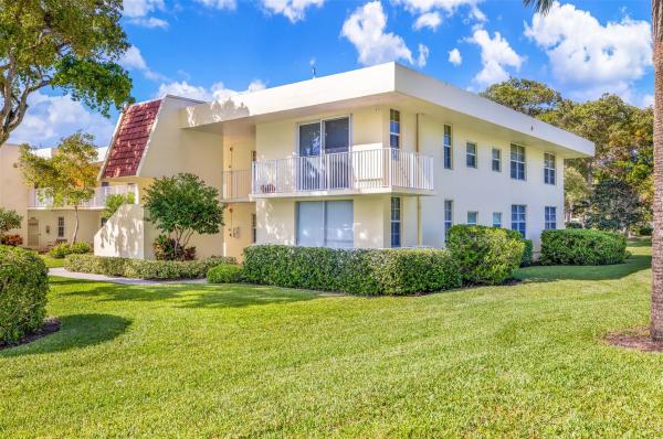 Garden At Oaks Lane, 550 N Oaks Ln #101, Pompano Beach, Florida 33069, image 1