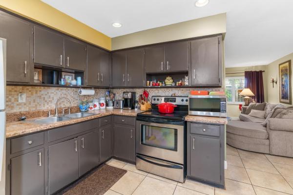 North Andrews Gardens, 261 NW 45th St, Oakland Park, Florida 33309, image 1