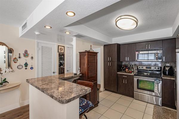 Del Prado, 18061 Biscayne Blvd #1503-2, Aventura, Florida 33160, image 1