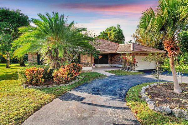 Cypress Lakes, 824 NW 110th Ln, Coral Springs, Florida 33071, image 1
