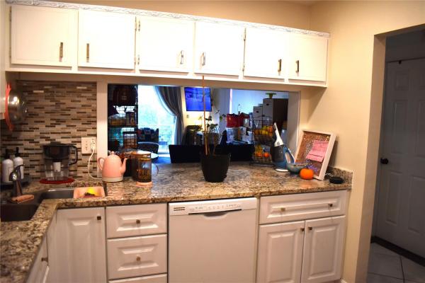 Lakeview South, 5275 NW 10th Ct #306, Plantation, Florida 33313, image 1