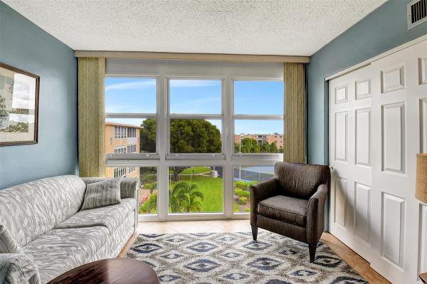 Village Royale Greenview, 2520 NE 1st Ct #410, Boynton Beach, Florida 33435, image 1