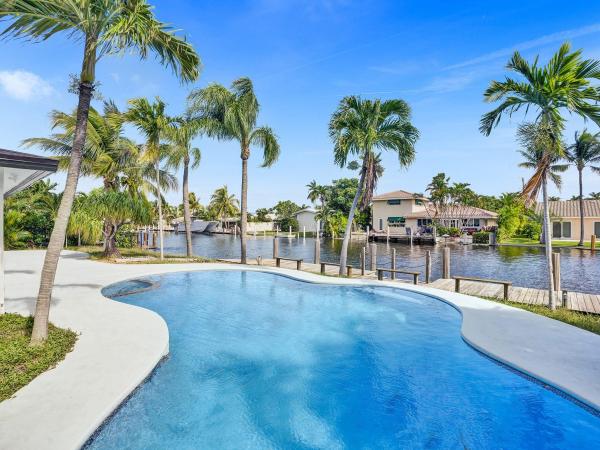 Snug Harbor, 490 SE 15th Ave, Pompano Beach, Florida 33060, image 1