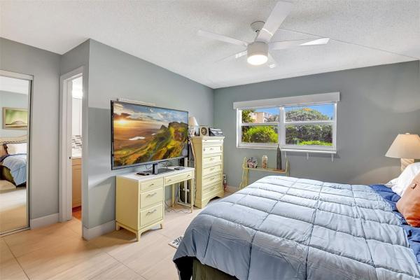Village Royale Greenside, 2400 NE 1st Ln #1020, Boynton Beach, Florida 33435, image 2
