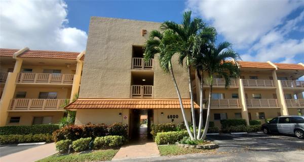 Royal Park Gardens 3, 6800 Royal Palm Blvd #301F, Margate, Florida 33063, image 1