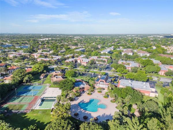 Holiday Springs, 3210 Holiday Springs Blvd #2-101, Margate, Florida 33063, image 1