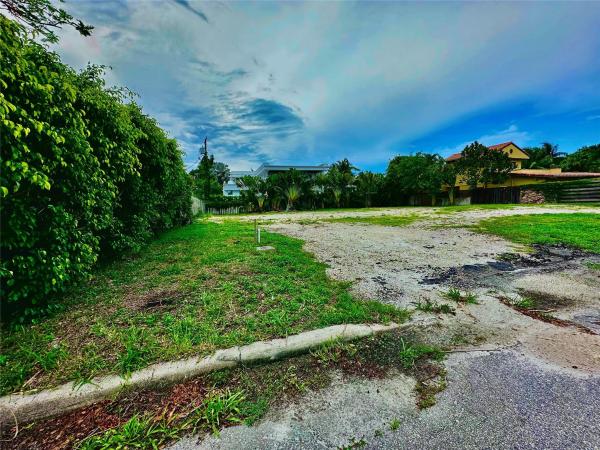 Coral Ridge North, 2737 NE 18th St, Fort Lauderdale, Florida 33305, image 1