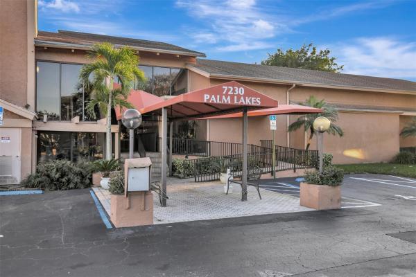 Palm Lakes, 7340 Lake Circle Dr #203, Margate, Florida 33063, image 1