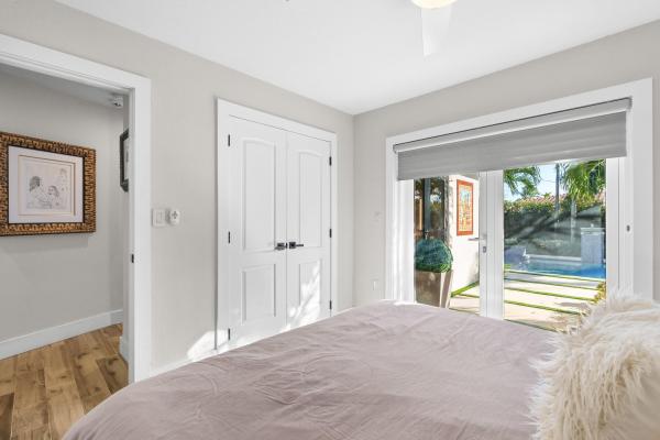 North Corals, 1320 NE 47th St, Oakland Park, Florida 33334, image 1