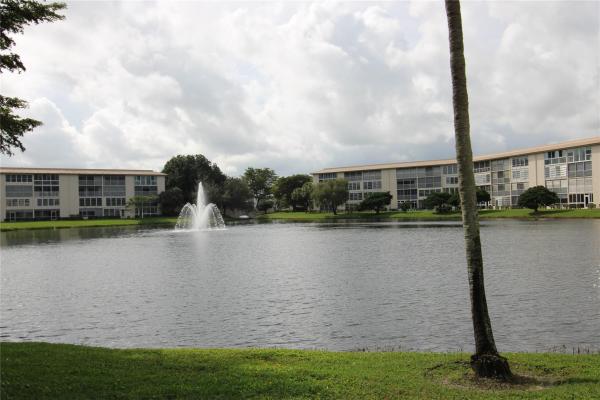 Bermuda Village, 1905 Bermuda Cir #C4, Coconut Creek, Florida 33066, image 1