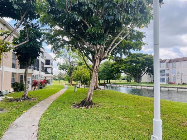 Sands Point, 8321 Sands Point Blvd, Tamarac, Florida 33321, image 1