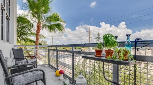 Avenue Lofts, 445 N Andrews Ave #304, Fort Lauderdale, Florida 33301, image 1