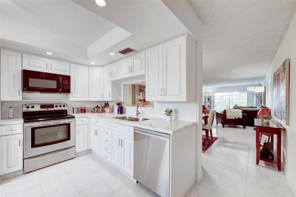 Antigua Village, 2404 Antigua Cir #A4, Coconut Creek, Florida 33066, image 1