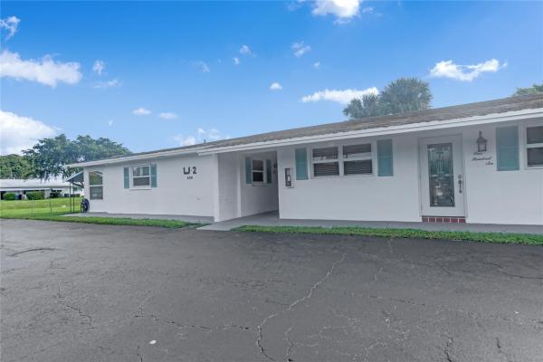 Leisureville Golf View, 400 SW Golfview Ter #101, Boynton Beach, Florida 33426, image 1