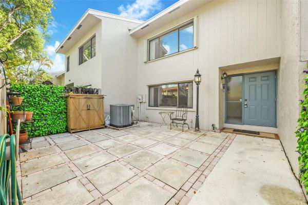 Saddle Up, 5004 S University Dr #5004, Davie, Florida 33328, image 1