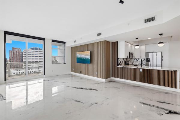 Strada 315, 315 NE 3rd Ave #1606, Fort Lauderdale, Florida 33301, image 1
