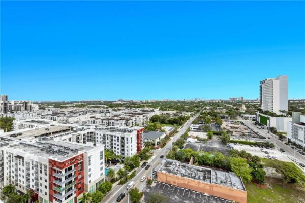 Strada 315, 315 NE 3rd Ave #1606, Fort Lauderdale, Florida 33301, image 3