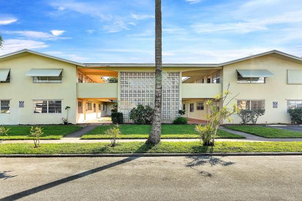 Royal Terrace, 1722 Mayo St #207, Hollywood, Florida 33020, image 1