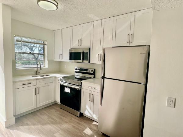 Village On The Lake, 422 Lakeside Dr #134, Margate, Florida 33063, image 1