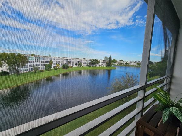 Harwood, 4035 Harwood D, Deerfield Beach, Florida 33442, image 3
