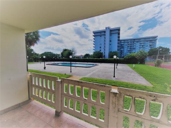 Parkway Towers, 15600 NW 7th Ave #115, Golden Glades, Florida 33169, image 3