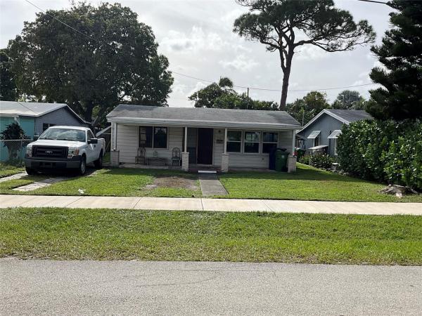 Middle River Plaza, 1464 NE 24th St, Wilton Manors, Florida 33305, image 1