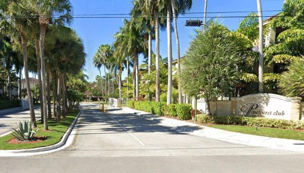 Pinehurst Club, 460 S Park Rd #6-209, Hollywood, Florida 33021, image 1