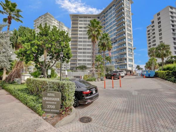 Royal Ambassador, 3700 Galt Ocean Dr #1215, Fort Lauderdale, Florida 33308, image 1