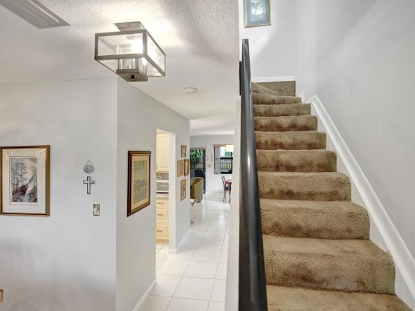 Wilton Pines Townhomes, 2116 NE 9th Ave, Wilton Manors, Florida 33305, image 3