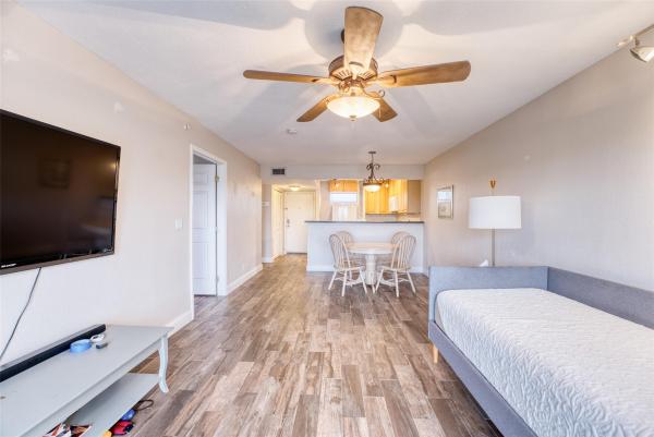 Village Square, 7561 NW 16th St #2507, Plantation, Florida 33313, image 1